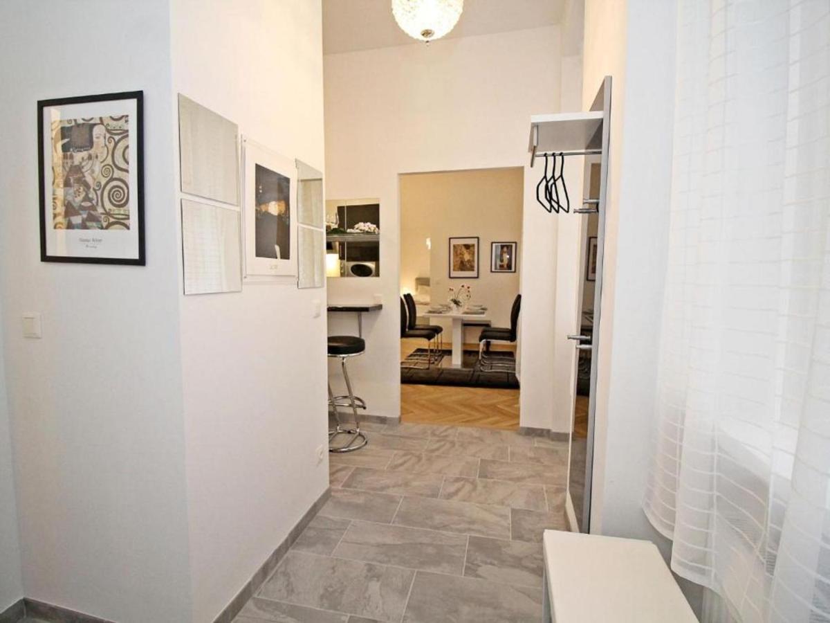 Ferienwohnung Klimt Wenen Buitenkant foto