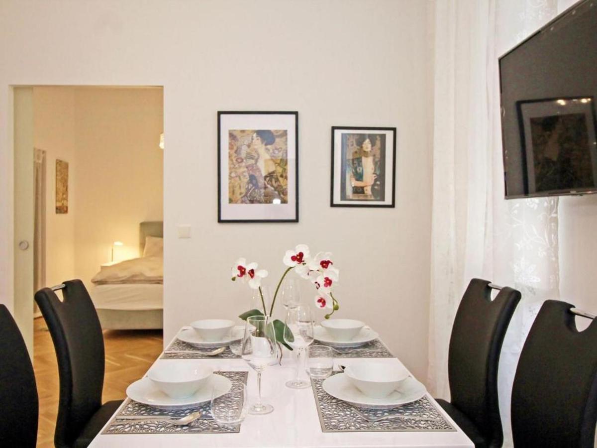 Ferienwohnung Klimt Wenen Buitenkant foto