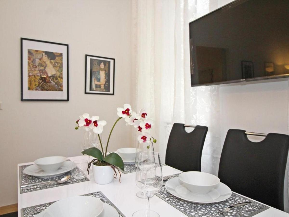 Ferienwohnung Klimt Wenen Buitenkant foto