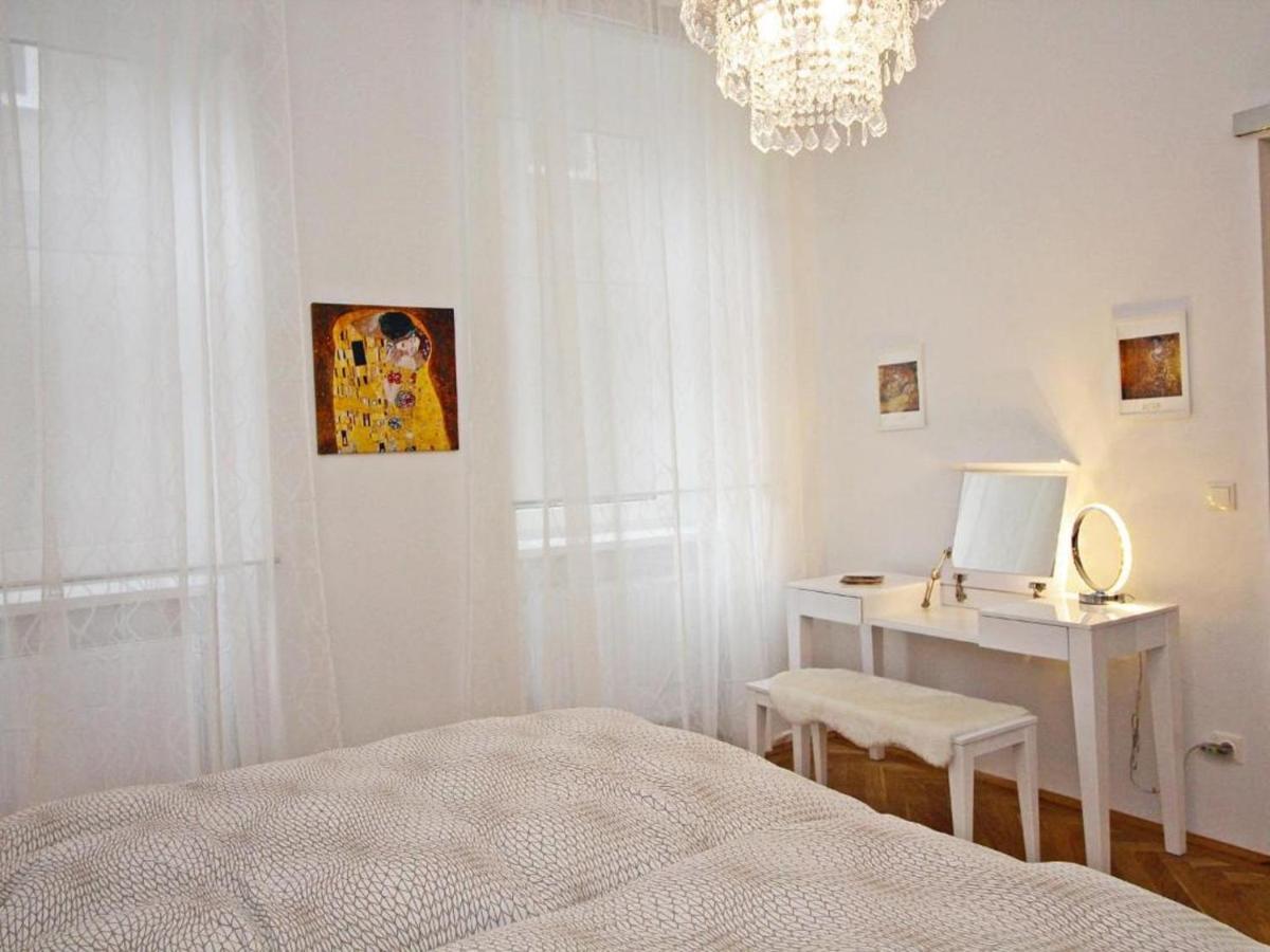 Ferienwohnung Klimt Wenen Buitenkant foto